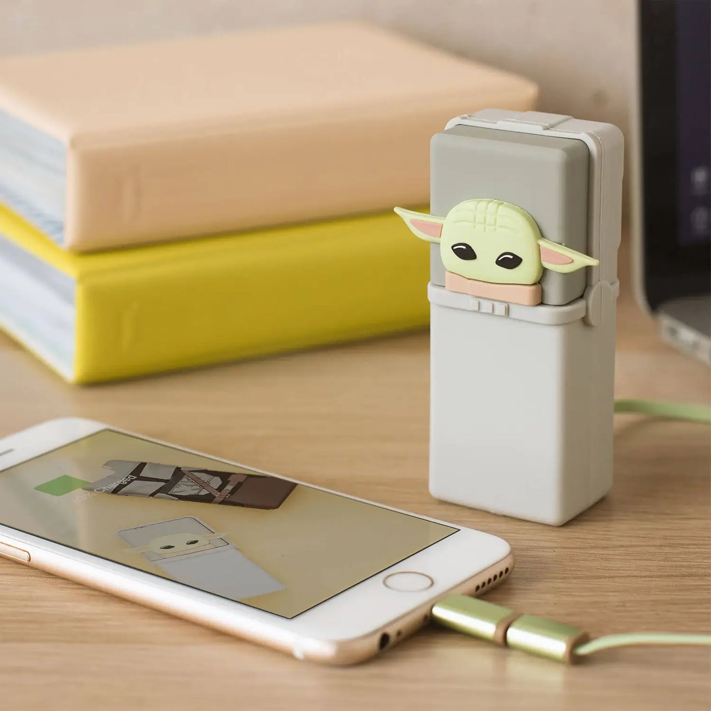 Batterie externe Baby Yoda